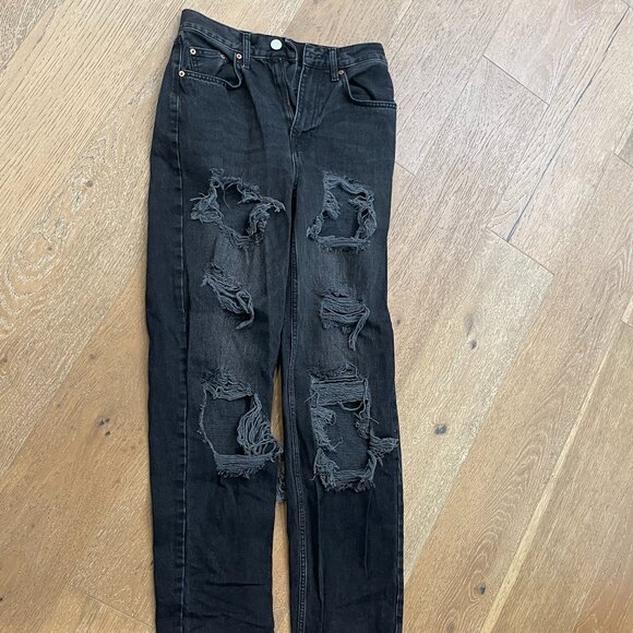 BDG Boyfriend Black Ripped Jeans - Size 26 - Picture 1 of 6